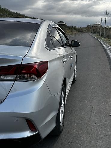 Hyundai Sonata: 2021 г., 2 л, Автомат, Газ, Седан — 4