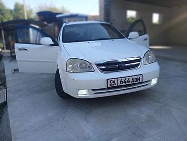 гур лексус: Chevrolet Lacetti: 2011 г., Кол менен иштөөчү, Седан — 1