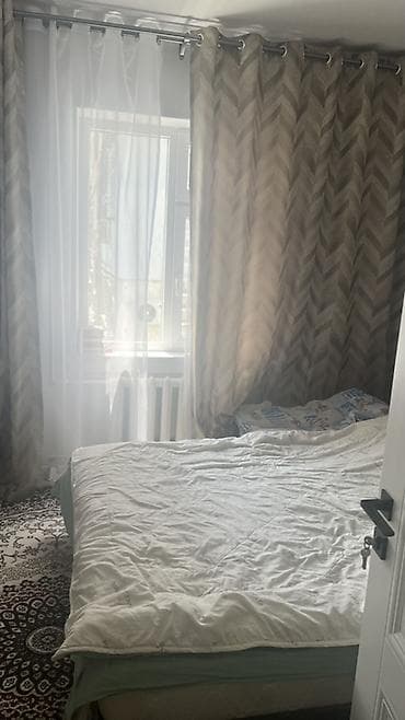 4 комнаты, 80 м², 106 серия, 6 этаж, Косметический ремонт — 3
