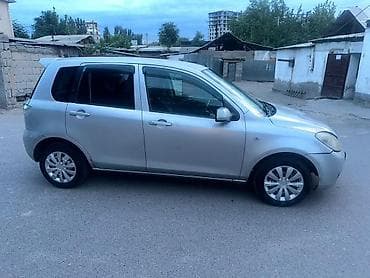 Mazda Verisa: 2007 г., 1.3 л, Автомат, Бензин, Хетчбек — 2