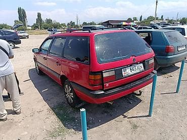 Volkswagen Passat Variant: 1993 г., Универсал