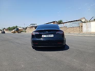 Tesla Model 3: 2022 г., Автомат, Электромобиль, Седан