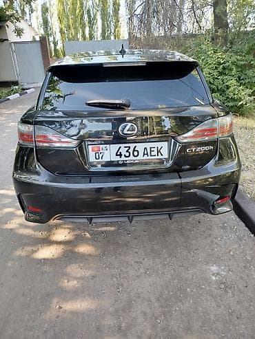 Продажа авто: Lexus CT: 2017 г., 1.8 л, Вариатор, Гибрид, Хэтчбэк — 4