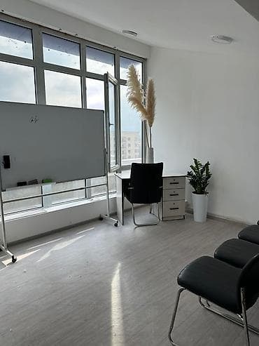 vefa: Аренда офисов, 45 м², В бизнес центре, С видом на горы, С оборудованием, С отдельным входом — 5