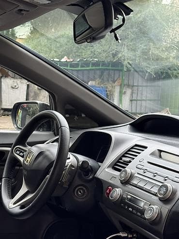 1: Honda Civic: 2008 г., 1.3 л, Вариатор, Гибрид, Седан — 7