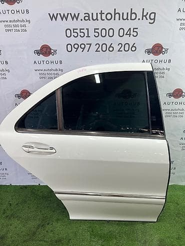 cl class: Задняя правая дверь в сборе для Mercedes-Benz (седан, кузов W221 — 1