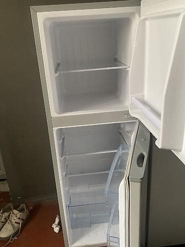 баллоны для воды: Холодильник CHANGER, двухкамерный, с верхней морозильной камерой — 1