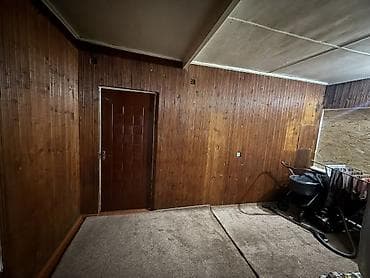 продаю 1этаж: Продается дом 5 комнатная уютный компактный .крытый двор отопление 3 — 6