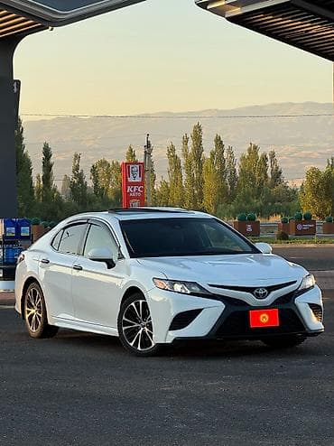 Toyota Camry: 2018 г., 2.5 л, Автомат, Бензин, Седан — 1