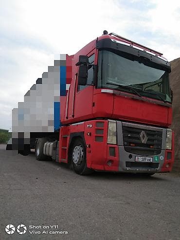 родар: Тягач, Renault, 2013 г., Без прицепа — 1