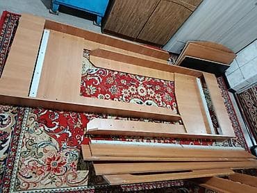 двух этажная кровать: Длина:195. Высота:175. Ширина:90. Состояние:Б/у. Цена:6000 — 5