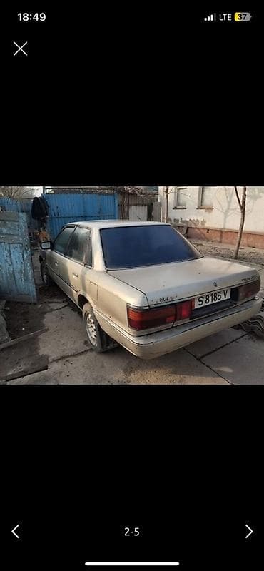 впускной клапан: Toyota Camry: 1987 г., Механика, Бензин, Седан — 7