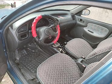 чехии: Daewoo Lanos: 1999 г., 1.5 л, Механика, Бензин, Седан — 6