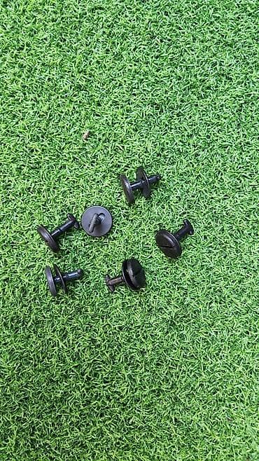 е38: Крепление ковриков Е39 е38 Год 2001 Цена 100с шт В отличном — 3