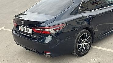 авто лексуз: Toyota Camry: 2021 г., 2.5 л, Автомат, Бензин, Седан — 5
