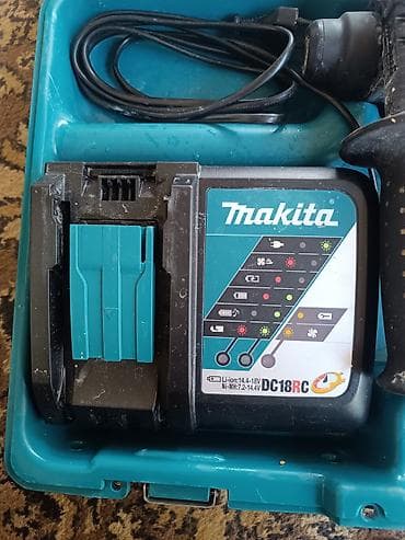 биндеры 18 листов для дома: Набор инструментов, Makita, Б/у — 5