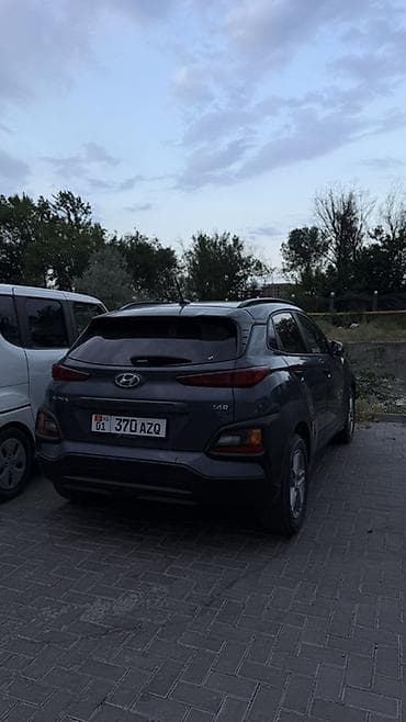 шлем с наушниками: Hyundai Kona: 2019 г., 1.6 л, Автомат, Дизель, Кроссовер — 2