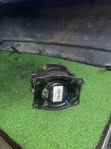 honda cvik: Подушка мотора Honda 2005 г., Б/у, Оригинал, Япония — 4