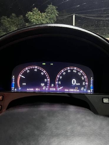 сапог крыло: Toyota Crown: 2008 г., Гибрид, Седан — 6