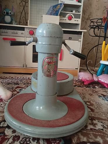 вагон аренда: Детская карусель-вертушка напольная (ретро, механическая) - — 2