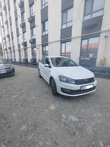 Volkswagen Polo: 2016 г., 1.6 л, Автомат, Бензин, Седан