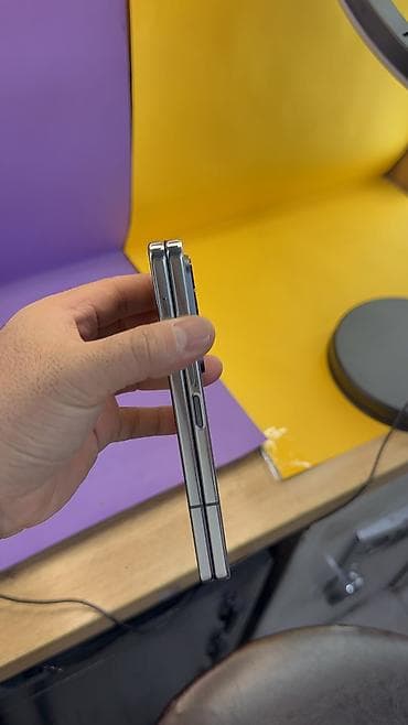 самсунг флип 5 цена бишкек: Samsung Galaxy Z Fold 4, Б/у, 256 ГБ, 1 SIM, eSIM — 7