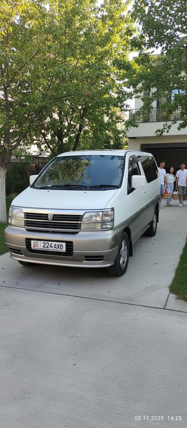 Nissan Elgrand: 2000 г., 3 л, Автомат, Дизель, Минивэн