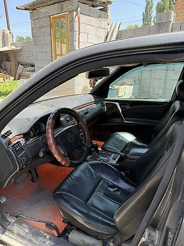 зеркало w202: Mercedes-Benz E-Class: 1996 г., 3.2 л, Автомат, Седан — 4