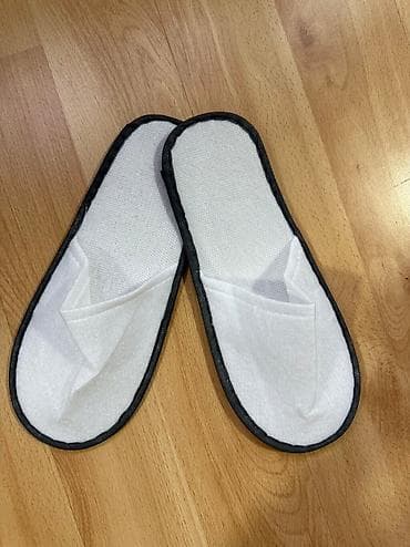 отельные тапочки: ОДНОРАЗОВЫЕ ТАПОЧКИ. Пара одноразовых тапочек белого цвета с закрытым — 9