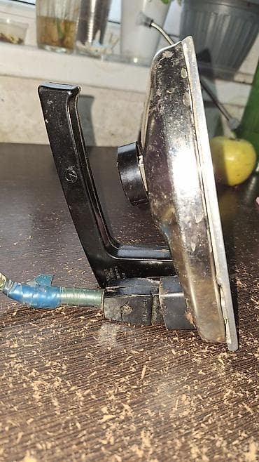 железа: Любителям всего советского продаю портативный утюжок рабочий — 6