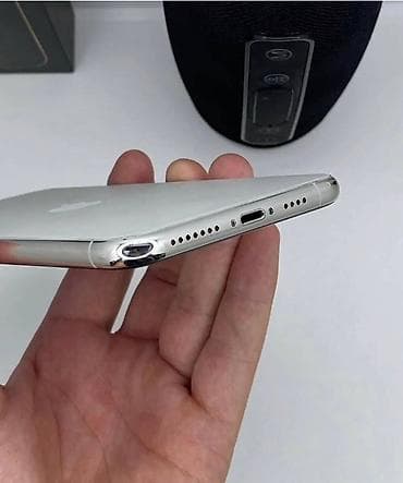 чехол 11 pro max: IPhone 11 Pro Max, Б/у, 256 ГБ, Серебристый, Чехол, 67 % — 2