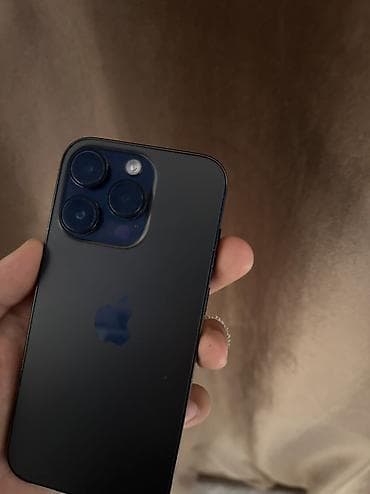 IPhone 14 Pro, Б/у, 256 ГБ, Черный, Чехол, 82 %