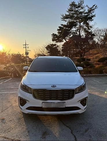 kia carnival 2019: Kia Carnival: 2019 г., 2.2 л, Автомат, Дизель, Минивэн — 1