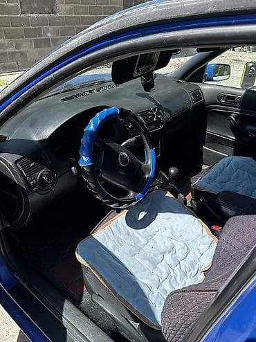 голыф 2: Volkswagen Golf: 1998 г., 2.3 л, Ручные, Бензин, Хэтчбэк — 5