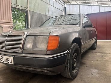 audi 80: Mercedes-Benz W124: 1988 г., 2.3 л, Механика, Бензин, Седан — 2