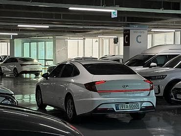 byd e2 2021: Hyundai Sonata: 2022 г., Газ, Седан — 2