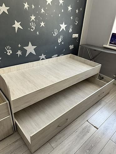 sofa bed: Выкатная двухъярусная кровать с двумя полноценными спальными местами и — 2