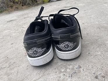 Айымдардын кийими: Эркектердин кроссовкасы, 38.5, Nike, Колдонулган, түсү - Кара, Өзү алып кетүү — 2