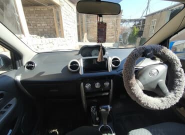 обмен на частный дом: Синий компактвэн/хэтчбек праворульный. Характеристики и оснащение: - — 1