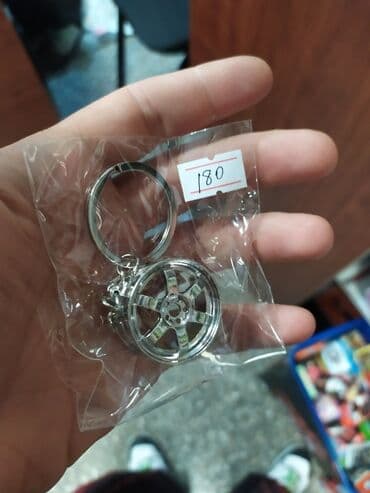 модный современные кыргызские национальные платья: Продаю брелоки из различных анимэ находимся в торговом центре Бишкек — 7