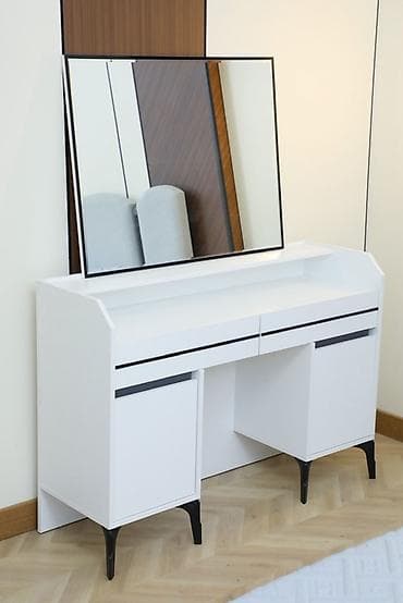 стол для учения: Спальный гарнитур Валенсия Размеры (ШхВхГ)см: Кровать - 245 х 126 х — 3