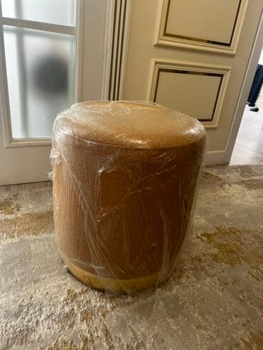 мягкое кресло мешок: Пуф круглой формы - Компактный цилиндрический пуф, обтянутый тканью — 1