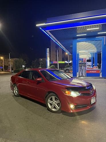 накладка камри: Toyota Camry: 2012 г., 2.5 л, Автомат, Бензин, Седан — 1
