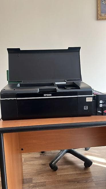 Принтер Epson (струйный фотопринтер формата A3) с интегрированной СНПЧ