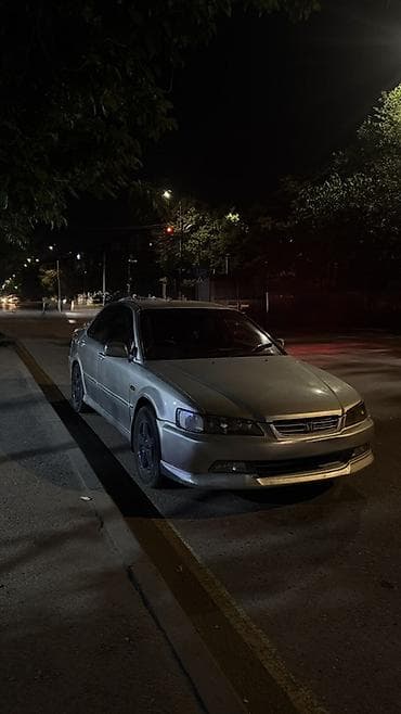 Унаа сатуу: Honda Accord: 1999 г., 2 л, Автомат, Бензин, Седан — 3