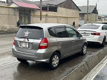 Honda Fit: 2003 г., 1.3 л, Вариатор, Бензин, Хэтчбэк