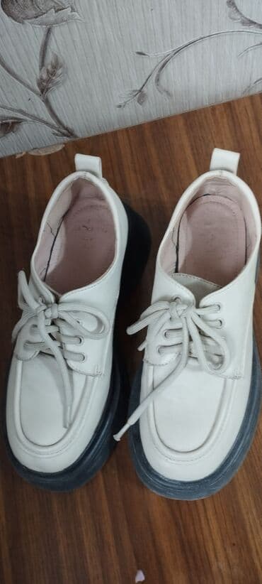 белорусская обувь на широкую ногу: Зимние ботинки и демисезонные дерби (2 пары) 1) Зимние ботинки — 4