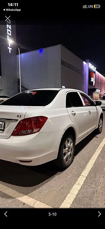 byd e5 цена: BYD E5: 2017 г., Седан — 5