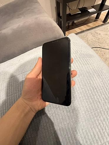 iphone 15: IPhone X, Серебристый — 2