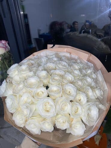 денежные букеты: Букет из белых роз 5️⃣1️⃣роза❤️ - Пышная композиция из белых роз с — 1